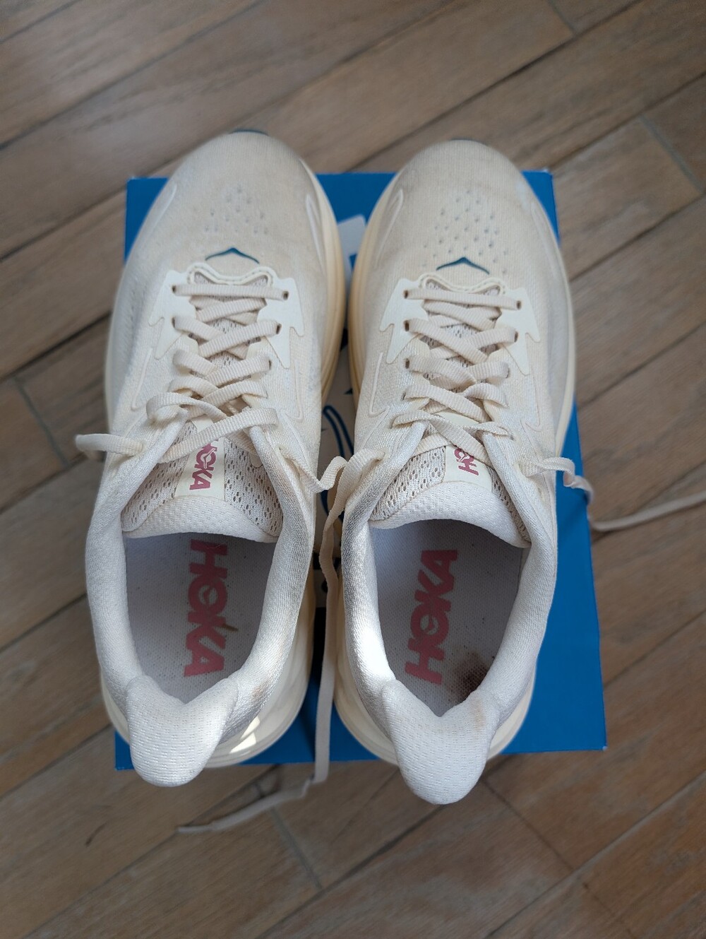Hoka Clifton Running Shoe Women Size 7